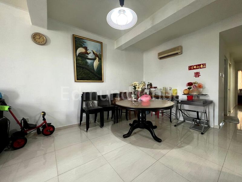 3 Bed Apartment (Condo) for Sale in  Wing Fong Mansions - Image 7